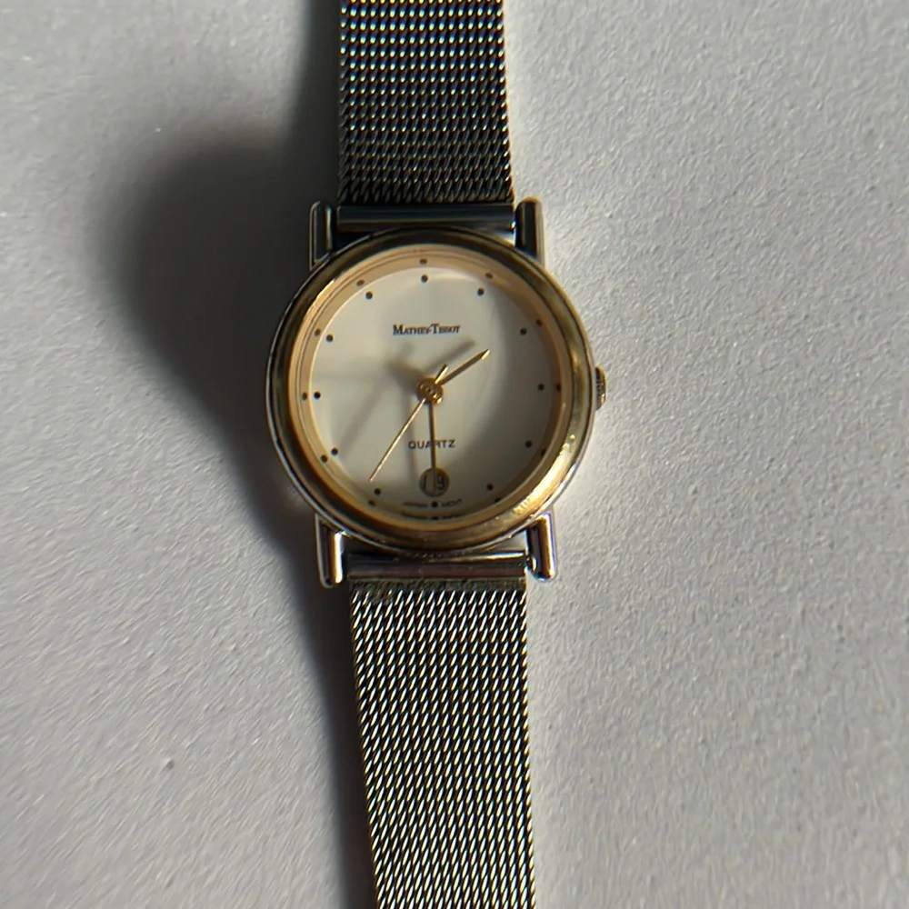 Vintage Mathey Tissot Quartz Silver Tone Ladies Mesh Band Watch